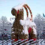 Yule_goat_Gefle_Sweden_2009_crop