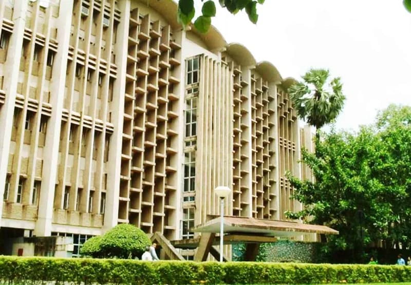 IIT Bombay Generates Highest Revenue