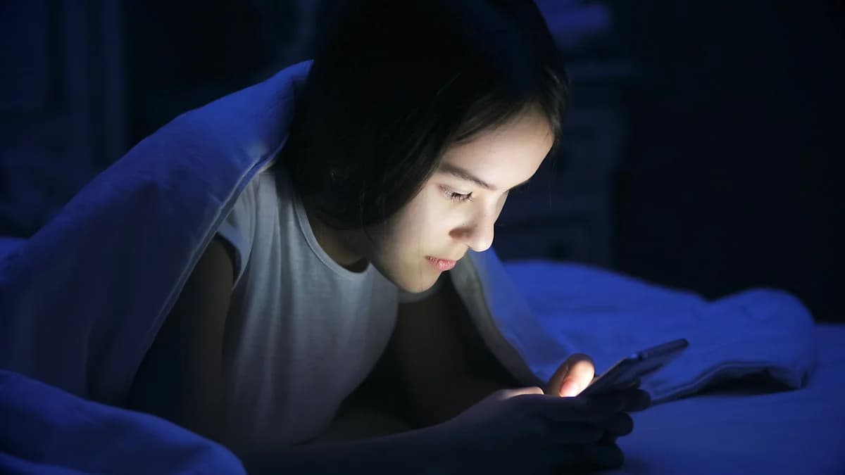 Everyday Habits That Are Probably Damagi