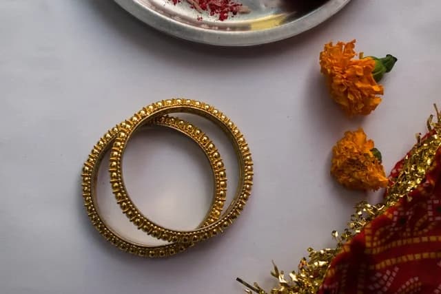 5 Ways You Can Style Gold Bangles