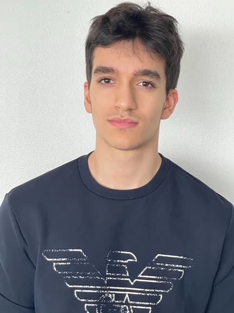 Interview With Young Entrepreneur Rayhan: The Vision Behind Snacc