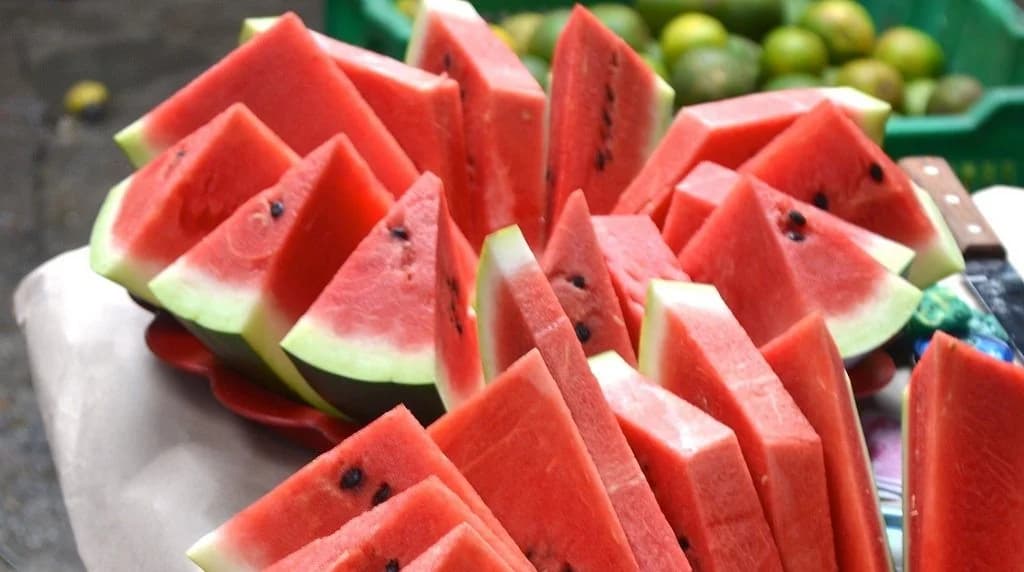 Best Food Items To Keep Your Body Hydrat