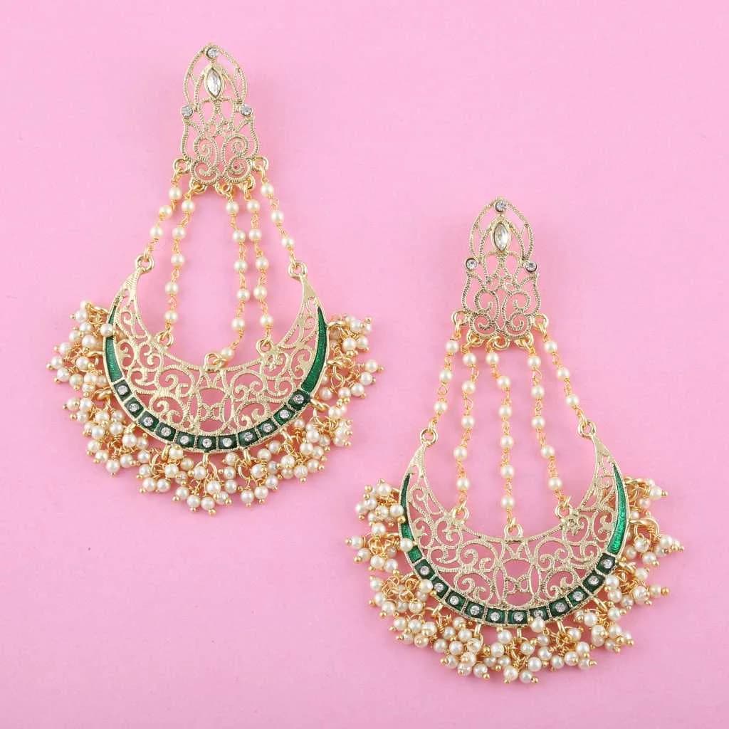 5 Ways To Up Your Accessory Game This Di