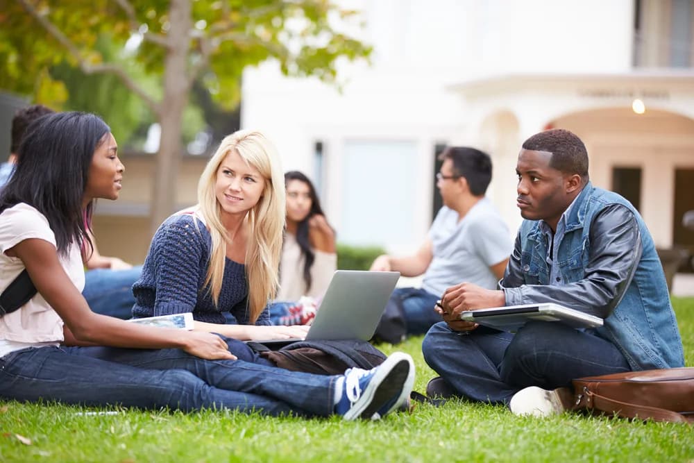 Why Short-Term Study Abroad Programs Are