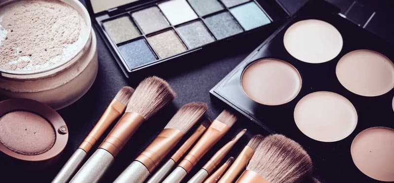 MakeUp Counterfeiting – How to spo