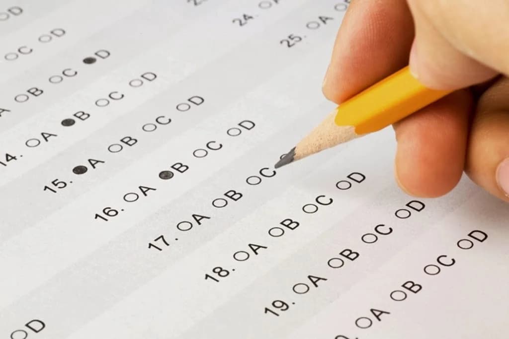 Women, Non-Engineers Among Top CAT Score