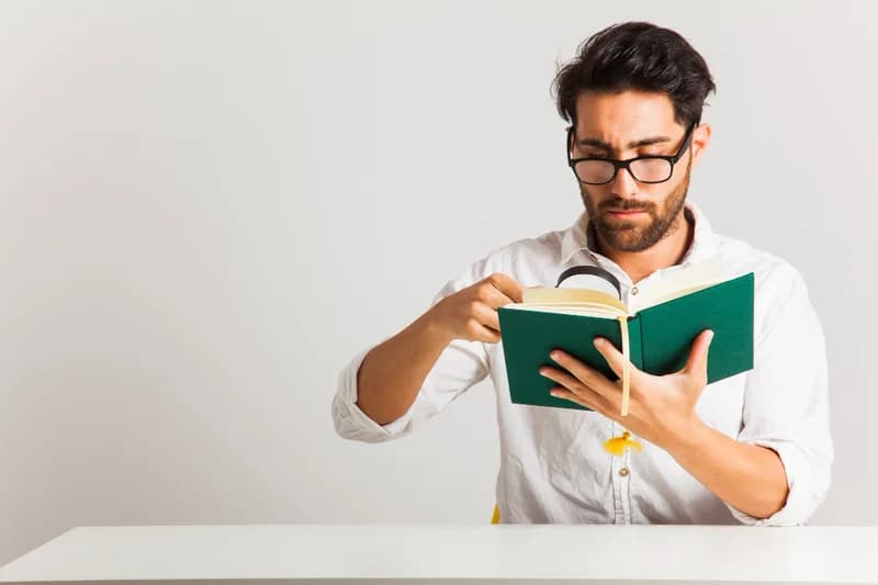 5 Must-Read Books To Start Your Own Busi