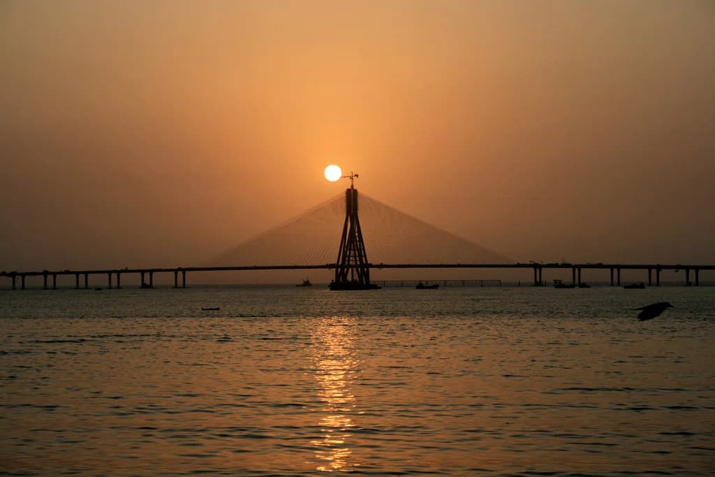 Top 10 places to visit when you are in M