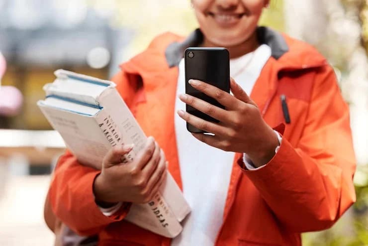 Are Campus Apps The New Social Media?