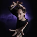 LIOR SUCHARD IS A WORLD RENOWNED SUPERNATURAL ENTERTAINER WHOHAS THE ABILITY TO READ MINDS.