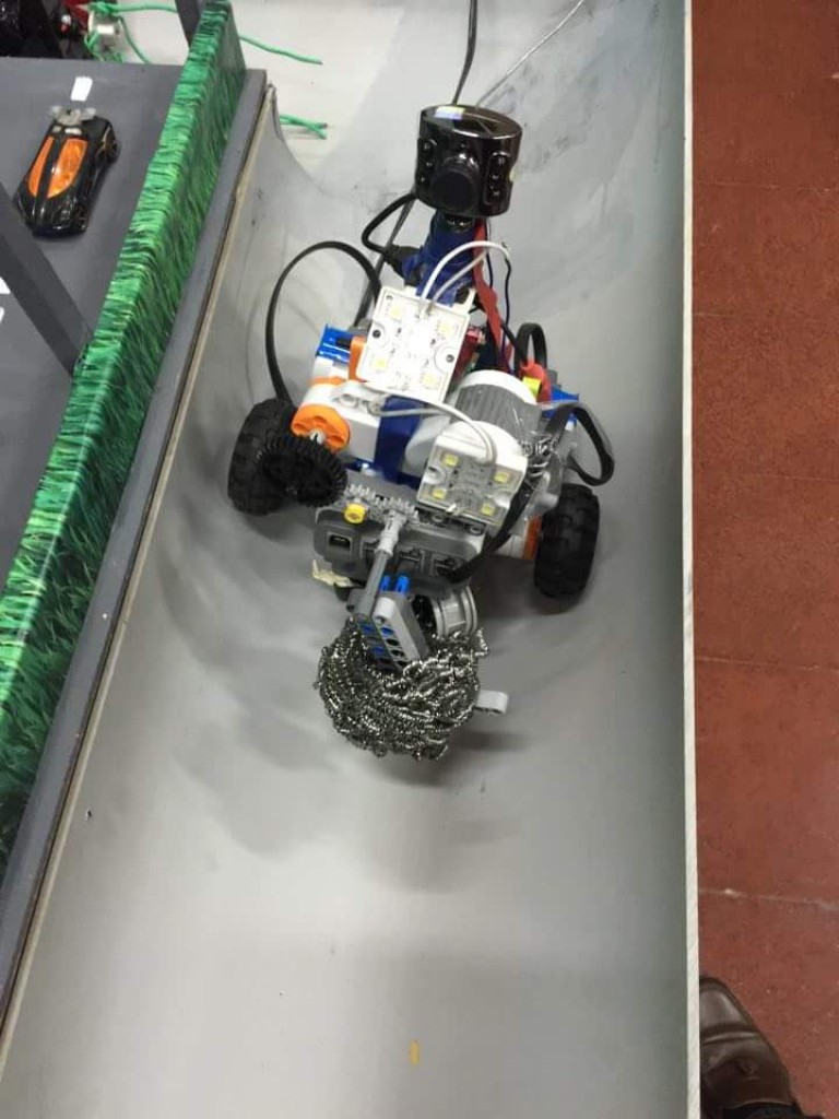 15 year old invents a Drain Cleaning robot - Youth Incorporated Magazine