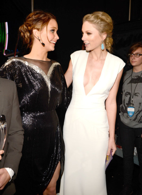 Taylor and Jeniffer Lawrence