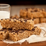 chewy-chocolate-chip-granola-bars-3