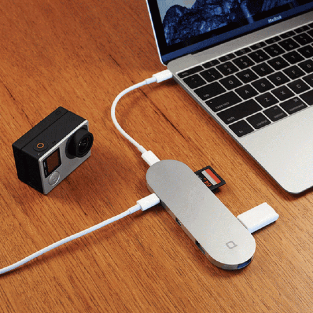 Подключение usb к айфону. USB гаджеты. Мышь для макбука. Гарнитура USB-C. Apple USB Hub.