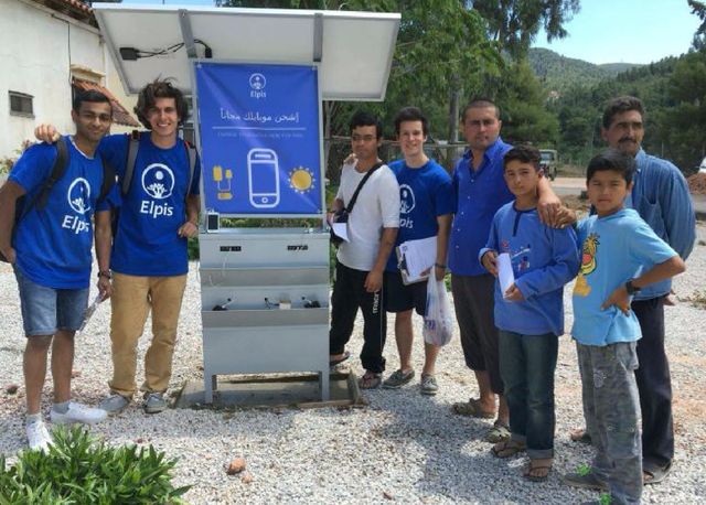 students who developed solar power mobile charger