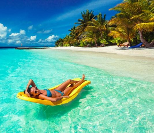 Top 5 Beaches That Have Bright And Clear Blue Waters top 5 beaches