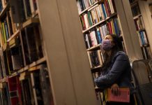 Exploring Pandemics Through The Lens Of Literature books on pandemics