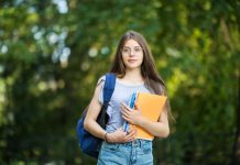 10 Ways College Students Can Improve Their LinkedIn Profile in 2026